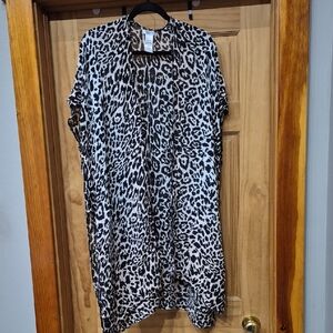 Ricki's Black & White Leopard Print Open-Front Kimono